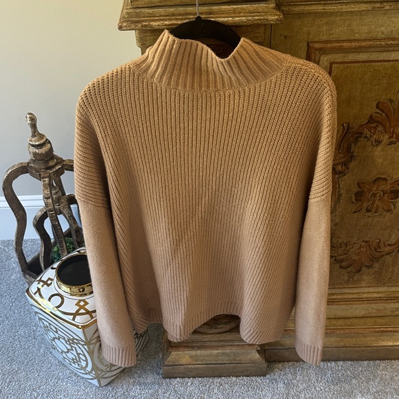 Loft Cable Knit Sweater - Picture 4 of 4